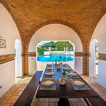 Villa Sleeps 10 Pool Wifi Albufeira